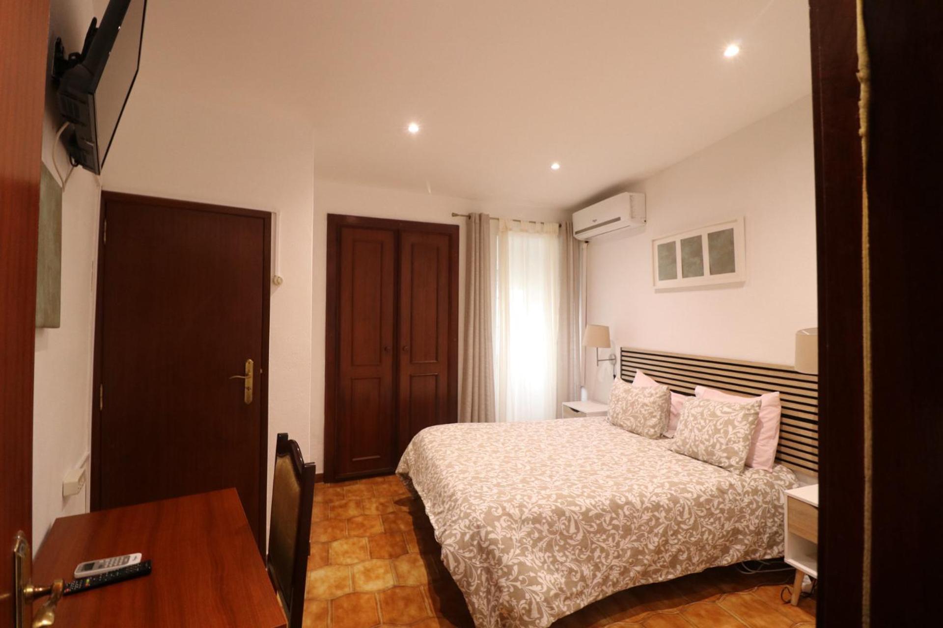 Residencial Miguel Jose Hotel Estremoz Exterior photo