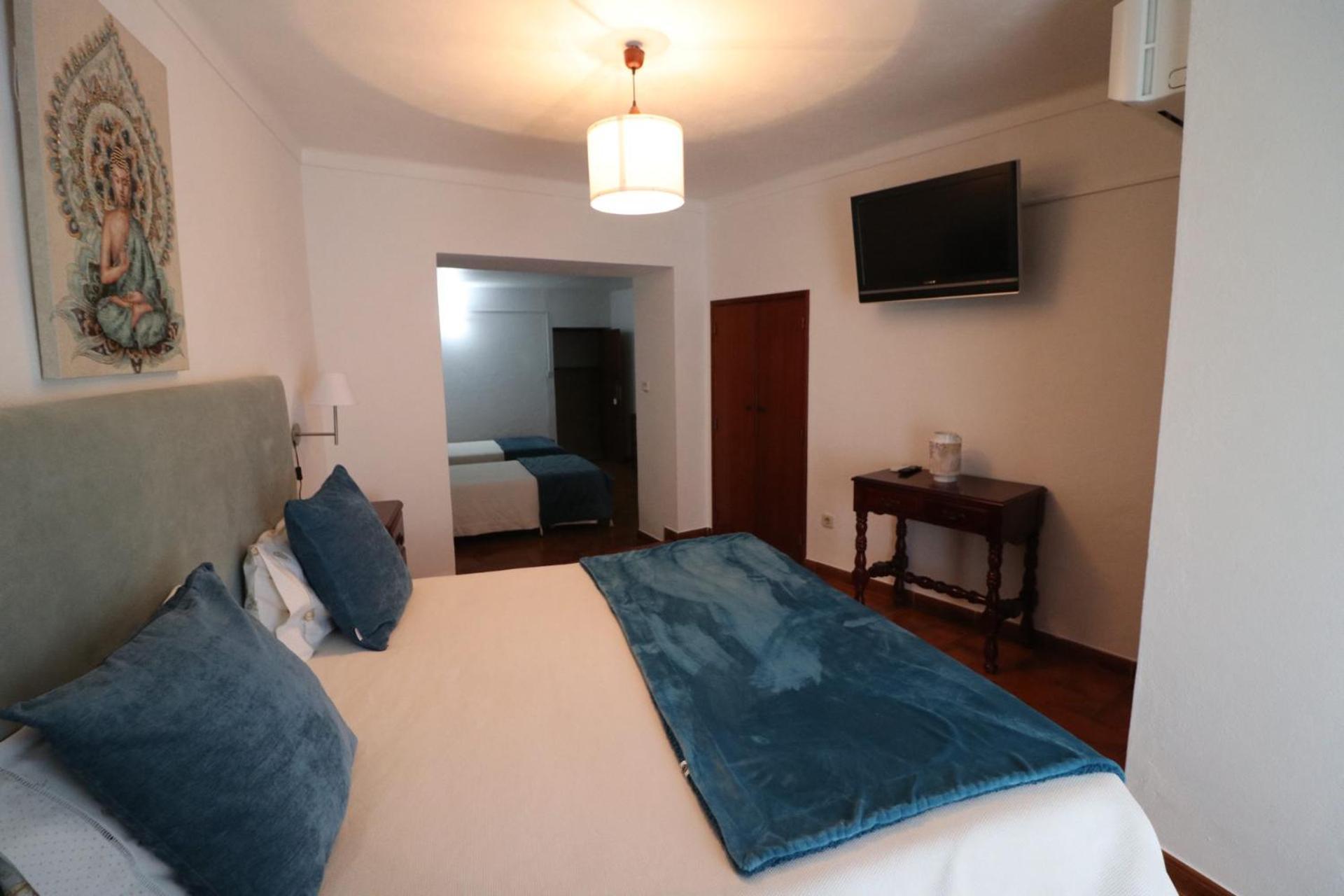 Residencial Miguel Jose Hotel Estremoz Exterior photo